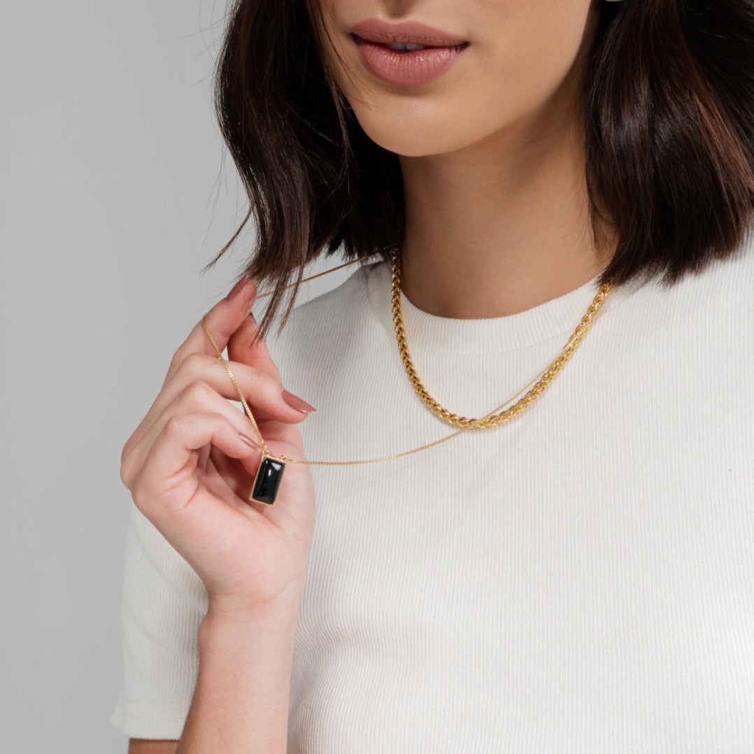 Black Agate Necklace – Gold (size small) House 12