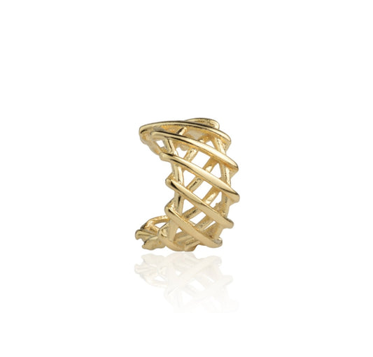 elegant minimalist golden ear cuff